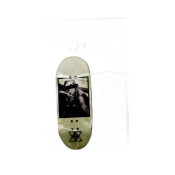 emerald-fingerboard-wide-deck-unseen-trust-1.jpg